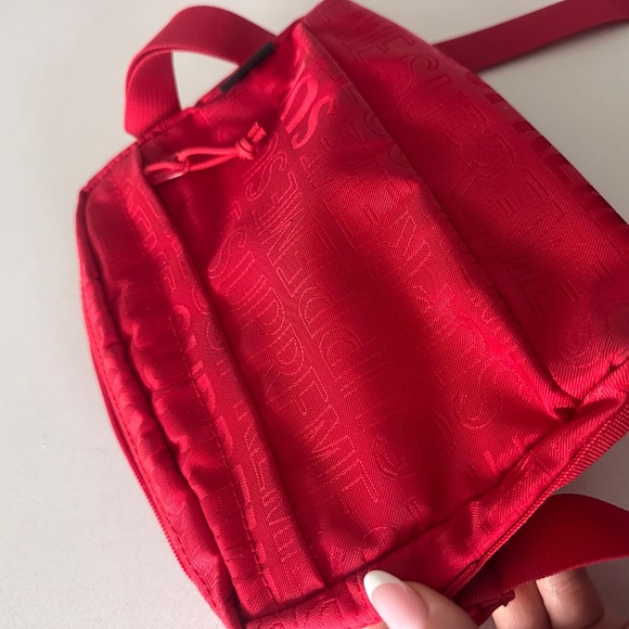 Supreme SS19 Red Crossbody - Picture 5 of 5